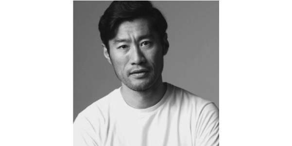 俳優おすすめ！
手軽なはちみつの喉ケア術