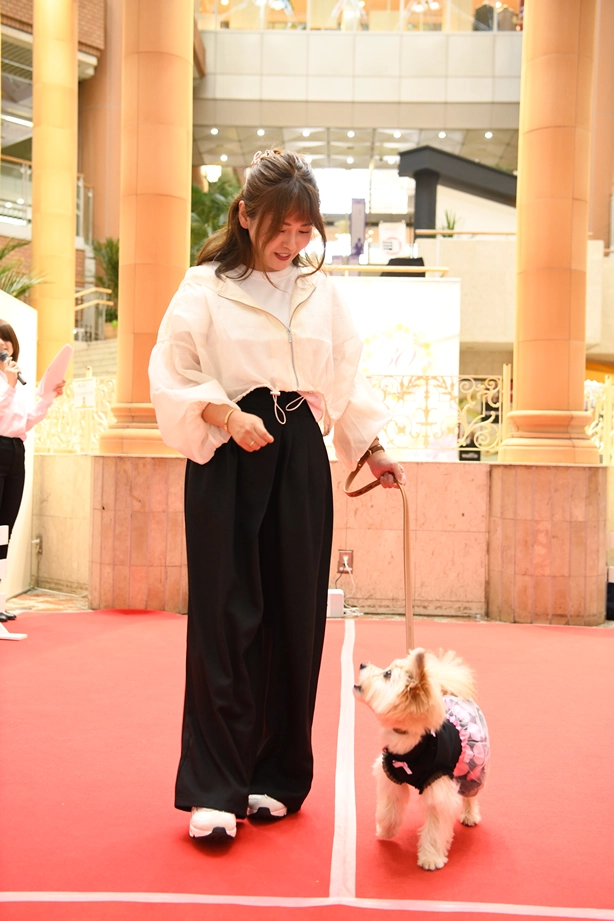「阪急ハロードッグ」ファッションショー