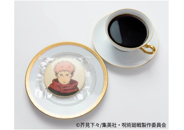 『アニメーション 呪術廻戦展』プリントクッキーセット（1セット）1,320円※クッキーは全6種からお選びいただけます。※ドリンクはコーヒー、カフェオレ、紅茶からお選びいただけます。※クッキーは他のコラボメニューに＋660円でお付けすることが可能です。