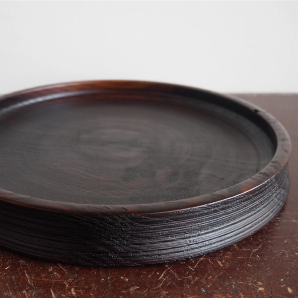 根丸盆拭き漆（直径31×高さ3㎝）