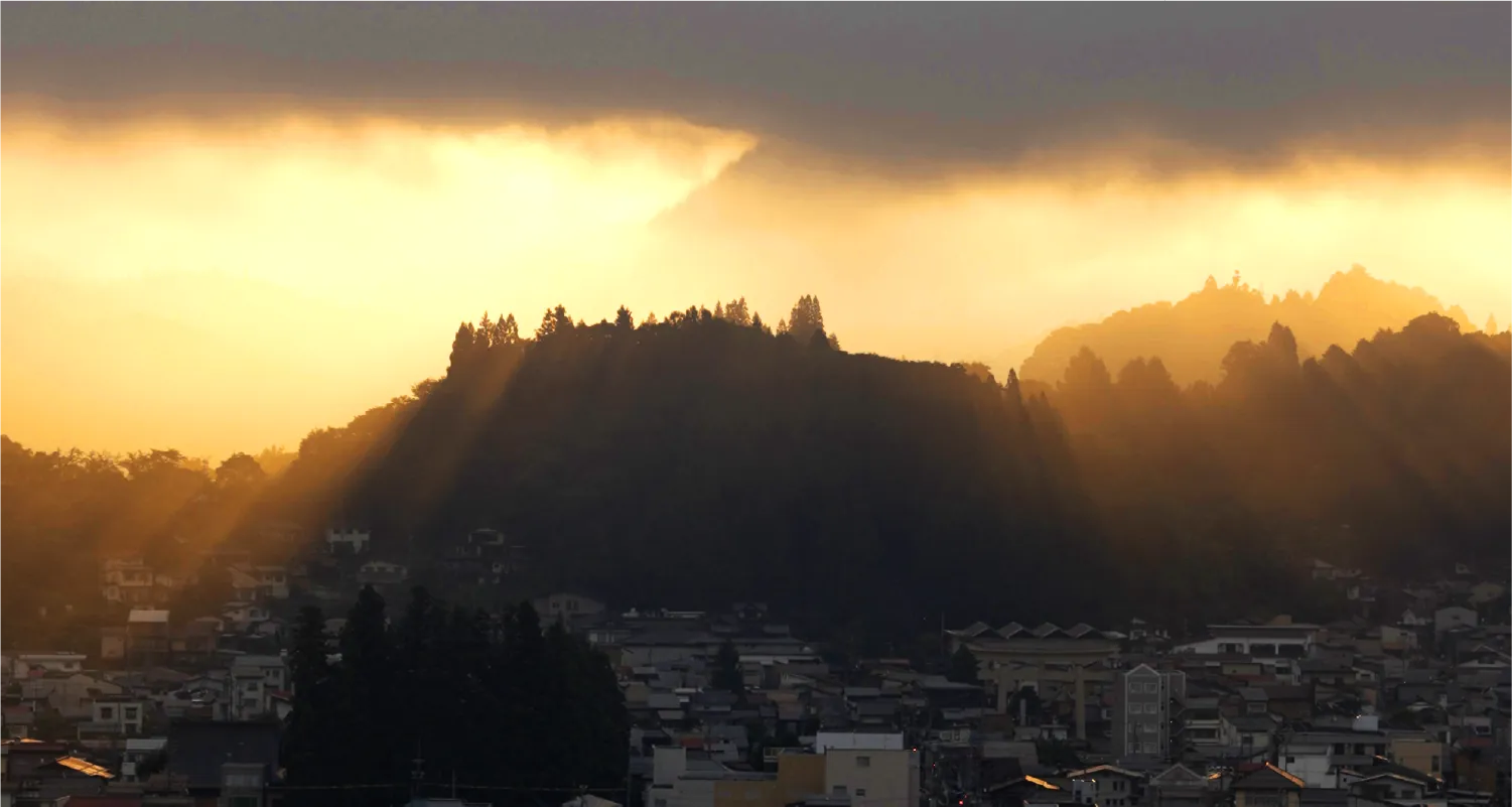 アジトから創造される美