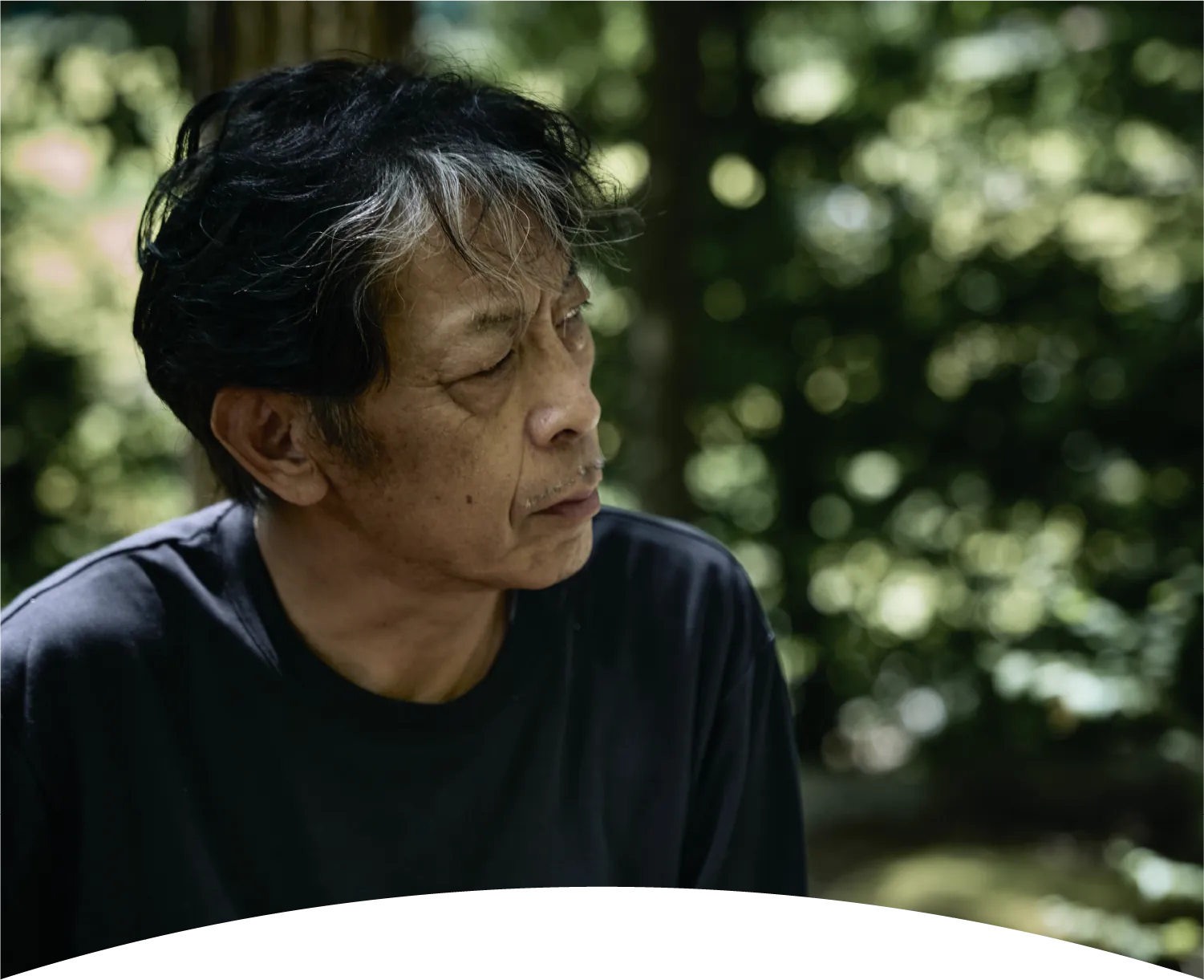 土に宿す魂の叫び。 本物の美をウィンドーに込めて。