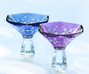 鑛納未來（ガラス）