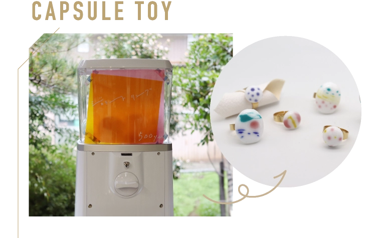 CAPSULE TOY