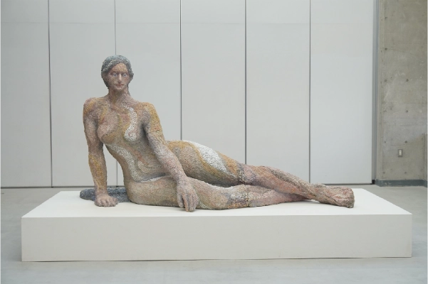 POOL（約幅290×高さ145×奥行150cm、2025年）