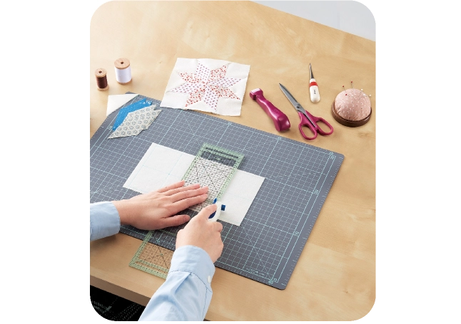 ストリップ定規〈カラーライン30cm〉