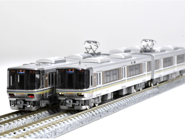 トミーテックJR 223 6000系近郊電車（網干総合車両所）セット19,140円「テックステーション」直売オリジナル商品が会場で同時発売。